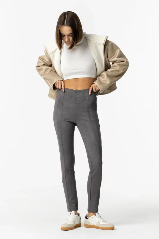 PANTALON ANTELINA GRIS MUJER 10056390_060