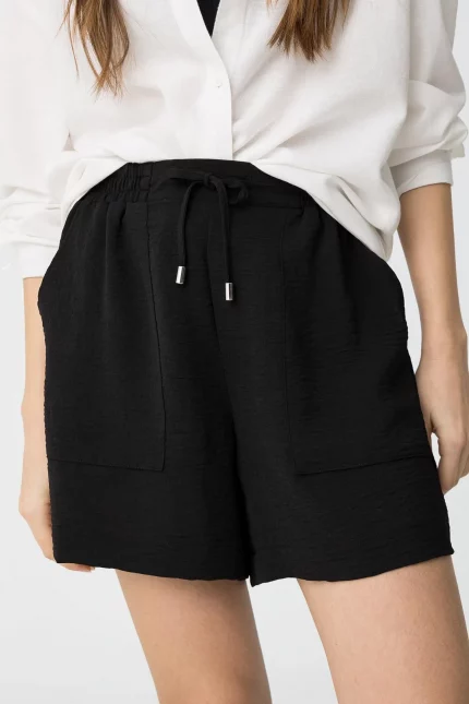 PANTALON CORTO NEGRO MUJER 10059912_000