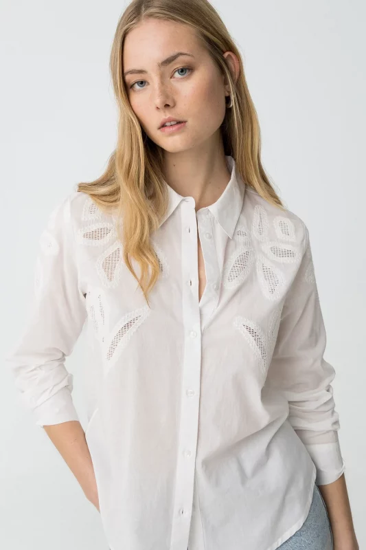 CAMISA BORDADA BLANCA MUJER 10059426