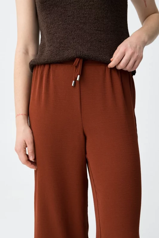 PANTALON FLUIDO ROJO WIDE MUJER 10064589_519 BRUNOS TIFFOSI