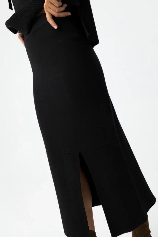 FALDA MIDI PUNTO NEGRA MUJER 10061940_000