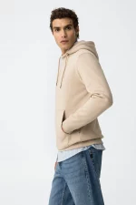 SUDADERA CON CAPUCHA BEIGE HOMBRE 10061519_117