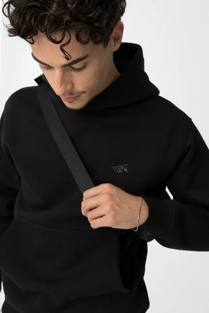 SUDADERA CON CAPUCHA NEGRA CHICO 10061839_000