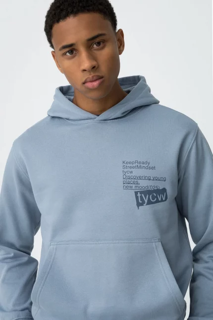 SUDADERA STREETWEAR CON CAPUCHA AZUL CHICO 10062417_713