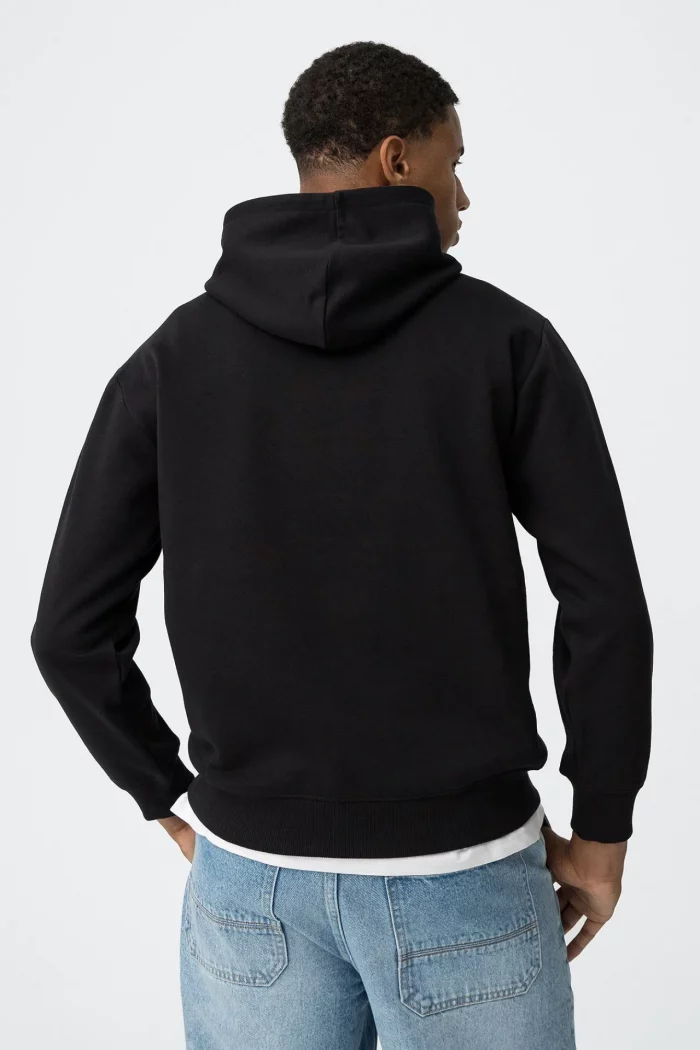 SUDADERA TYCW CON CAPUCHA NEGRA CHICO 10062909_000