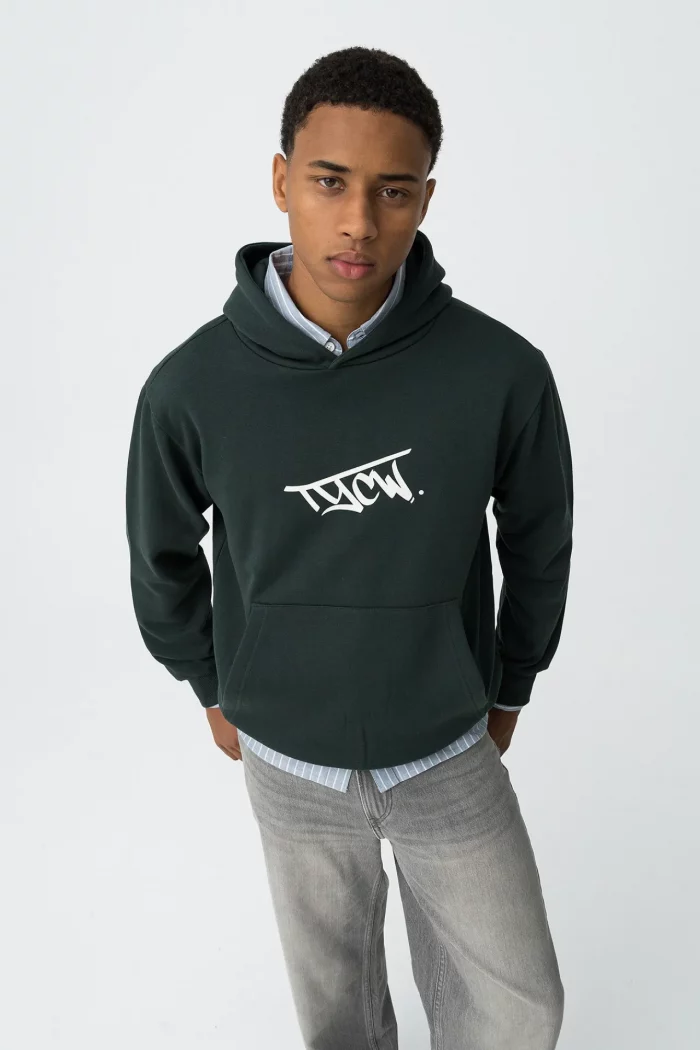 SUDADERA TYCW CON CAPUCHA VERDE CHICO 10062909_894