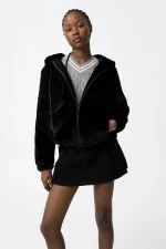 ABRIGO PELO NEGRO CHICA 10062701