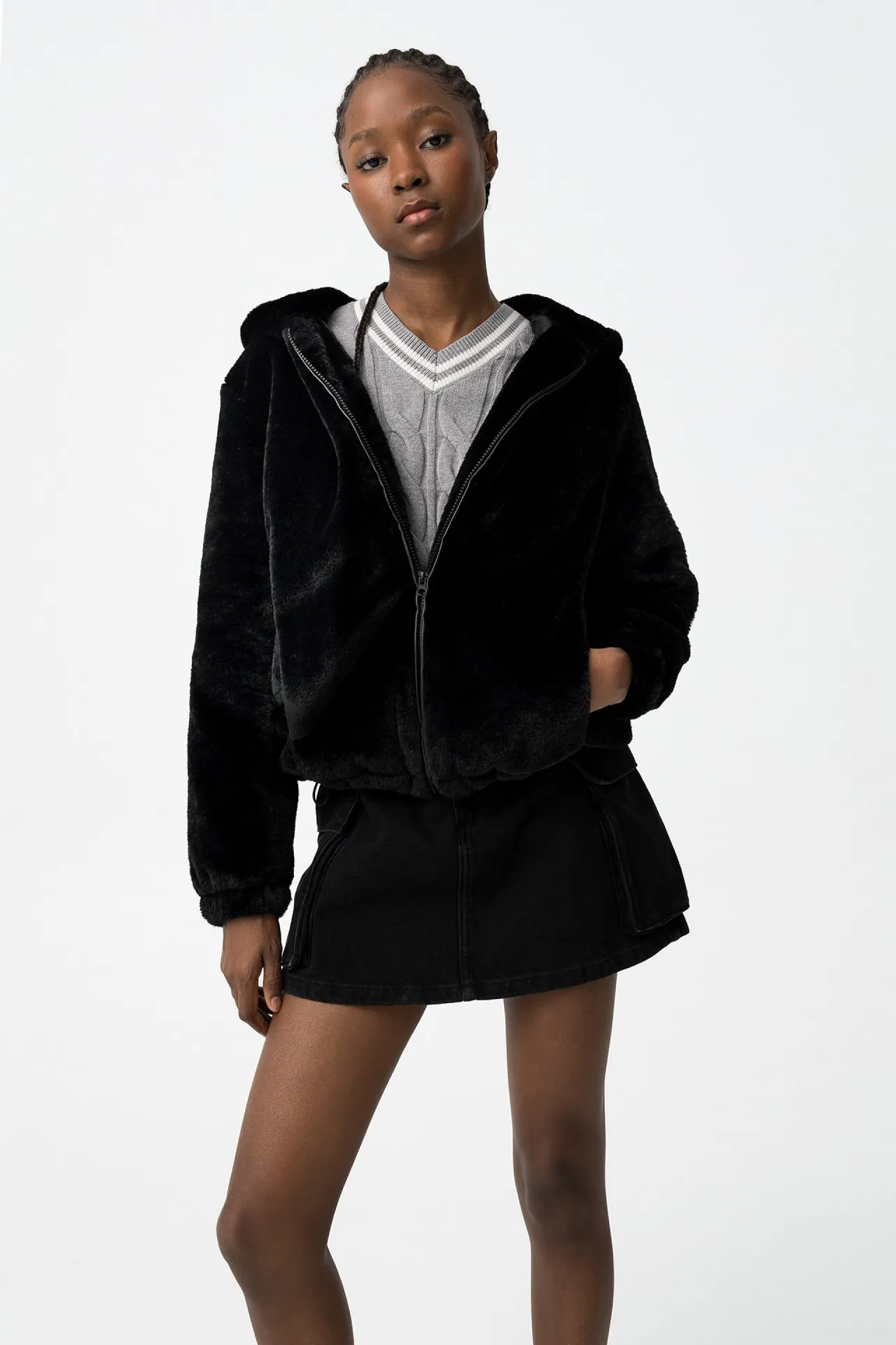 ABRIGO PELO NEGRO CHICA 10062701 (6) ABRIGO PELO NEGRO CHICA 10062701