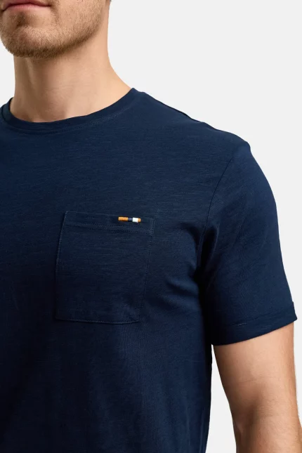 CAMISETA BOLSILLO AZUL MARINO HOMBRE INDICODE 41-104_400