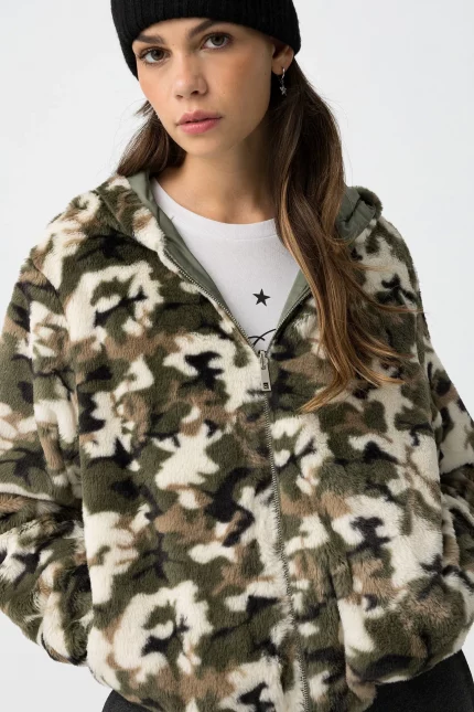 CHAQUETA REVERSIBLE MILITAR CHICA 10062316 820 4 CHAQUETA REVERSIBLE MILITAR CHICA 10062316_820 (7)