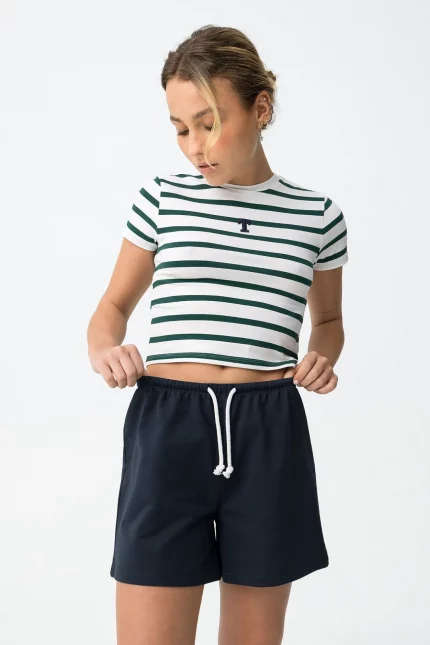 CAMISETA CROP DE RAYAS CHICA 10064628_884