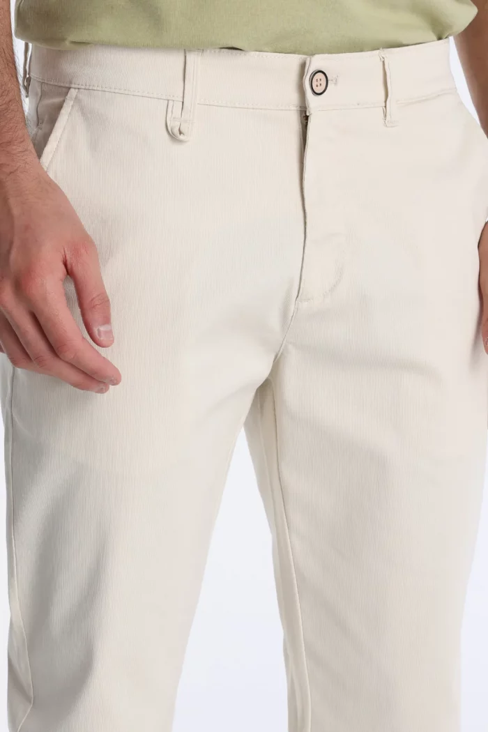 PANTALON CHINO BLANCO ROTO HOMBRE 80010-5385-208 BRUNOS BENDROFF (2)