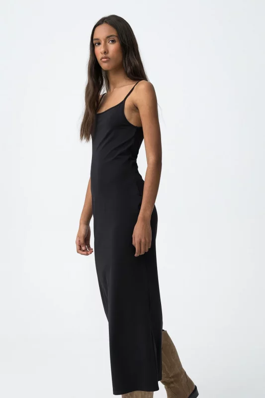 VESTIDO LARGO NEGRO CHICA 10064670_000 BRUNOS TIFFOSI (1)