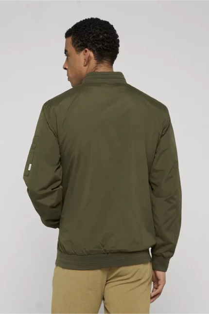 CHAQUETA BOMBER ENTRETIEMPO VERDE HOMBRE 10 433 600 BRUNOS INDICODE 4 CHAQUETA BOMBER ENTRETIEMPO VERDE HOMBRE 10-433_600 BRUNOS INDICODE