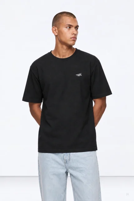 CAMISETA NEGRA TYCW GRAFFITI 10066888_000 TIFFOSI BRUNOS (2)